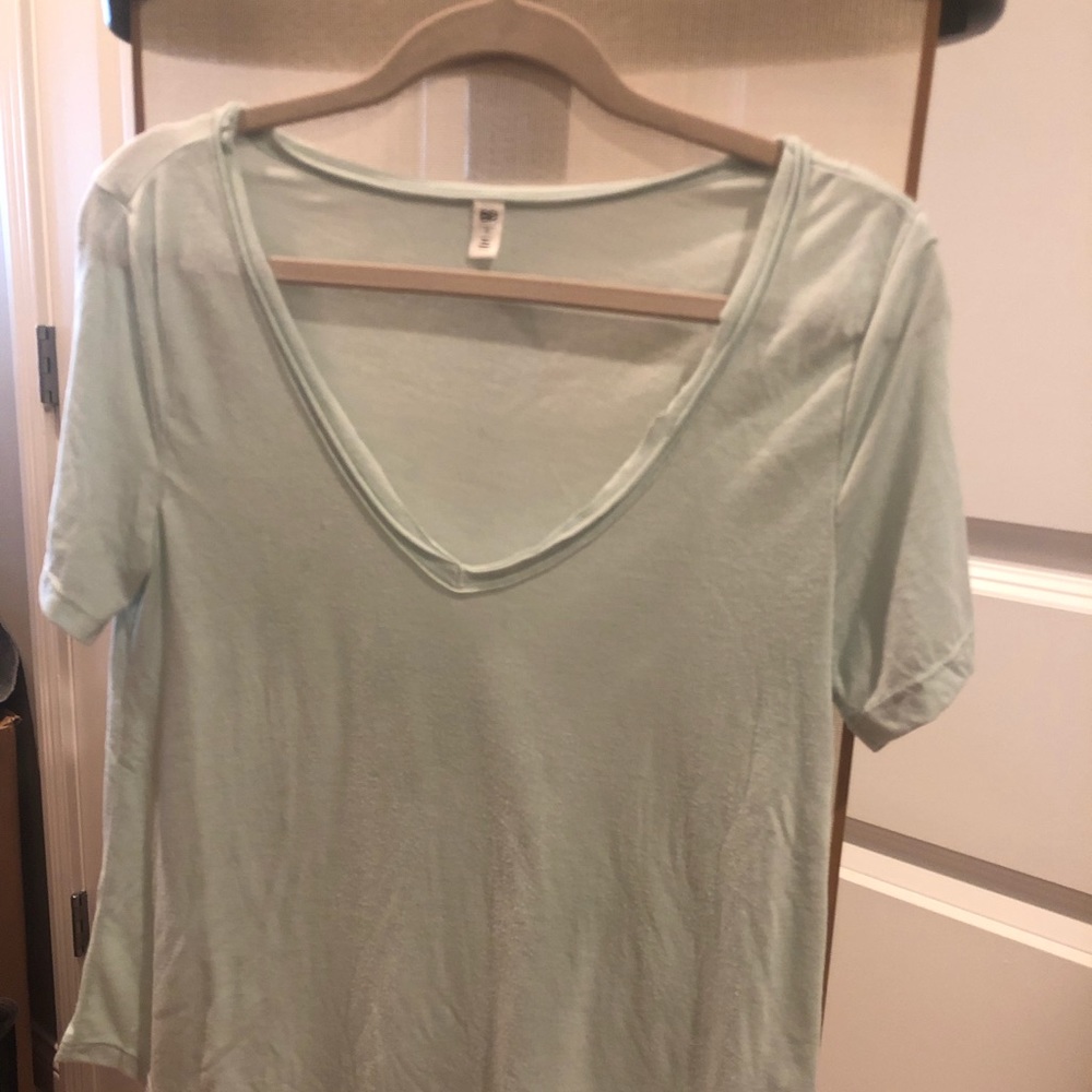 Top - Picture 2 of 2